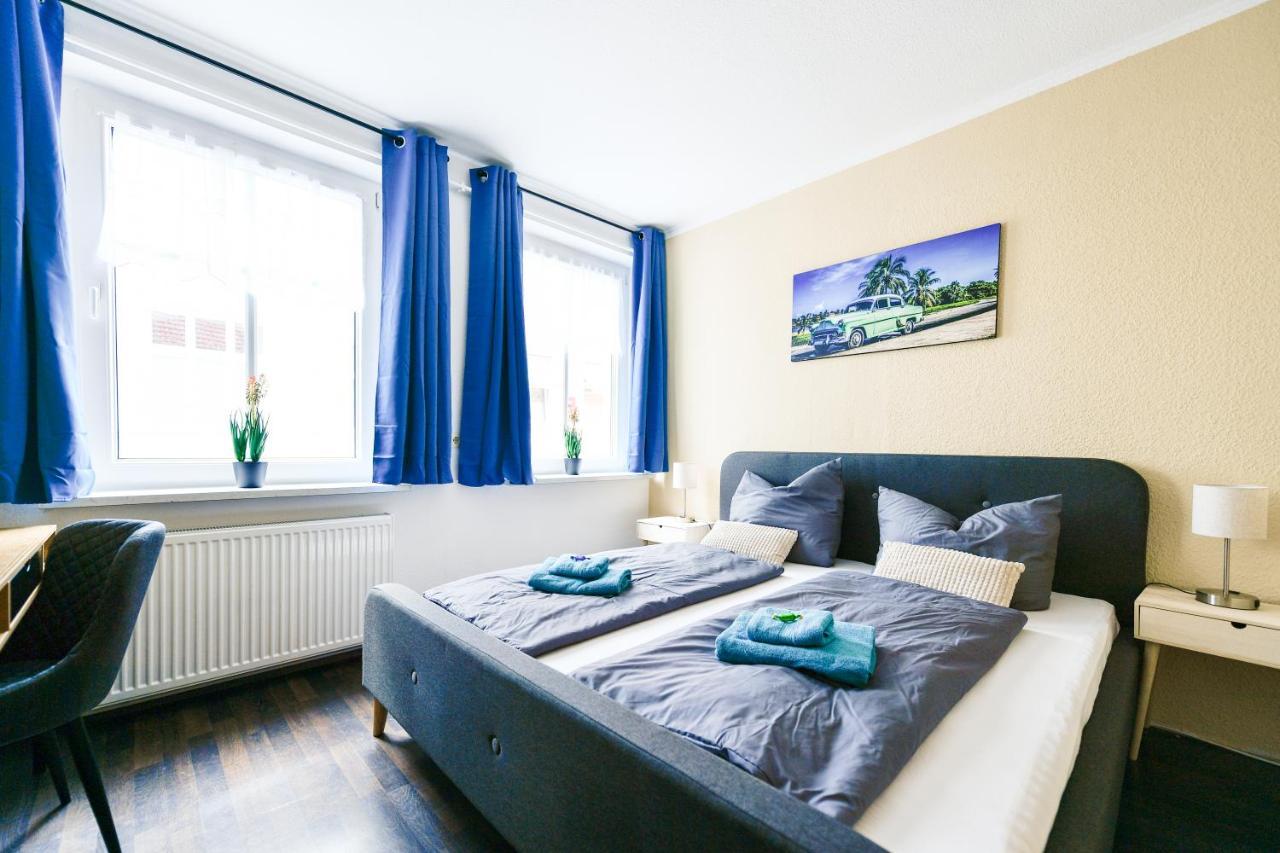 Fuerst-Pueckler-Apartment_Bis 6 Personen_Waschmaschine_Kueche_2X Parkplaetze_Terrasse_Netflix コットブス エクステリア 写真